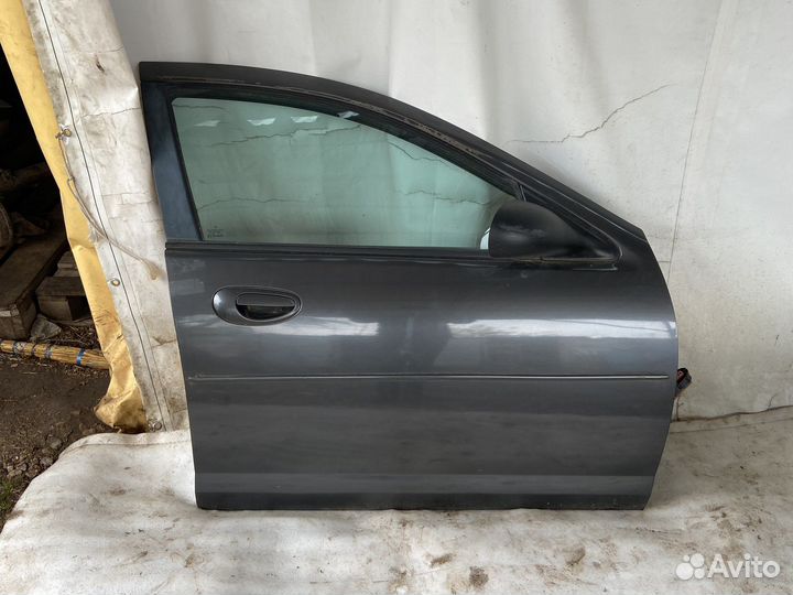 Дверь передняя правая Chrysler sebring 2