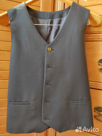 Школьный костюм тройка темно-синий жилет, брюки