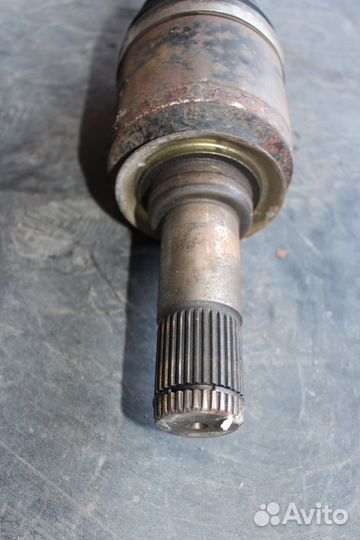 Задний правый привод Mercedes ML-Class W163 ML320