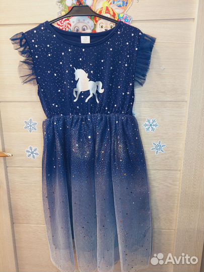 Красивое синее платье на девочку с единорогом