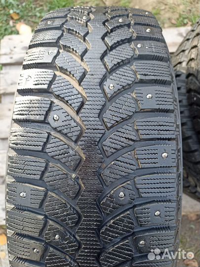 Bridgestone Blizzak Spike-01 185/65 R15