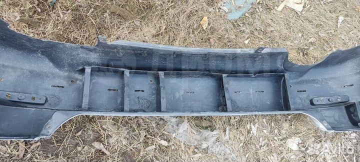 Бампер задний Toyota Caldina