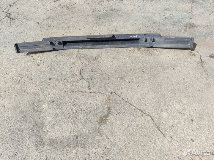 Наполнитель переднего бампера абсорбер LC 200 2011