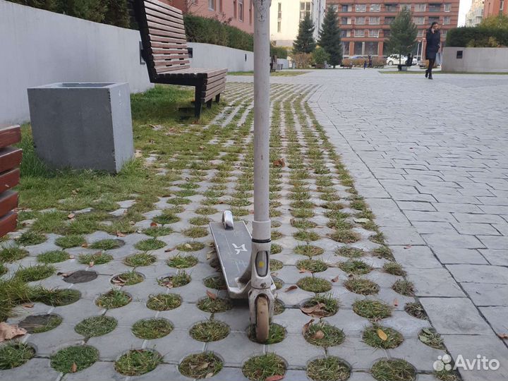 Трюковой самокат