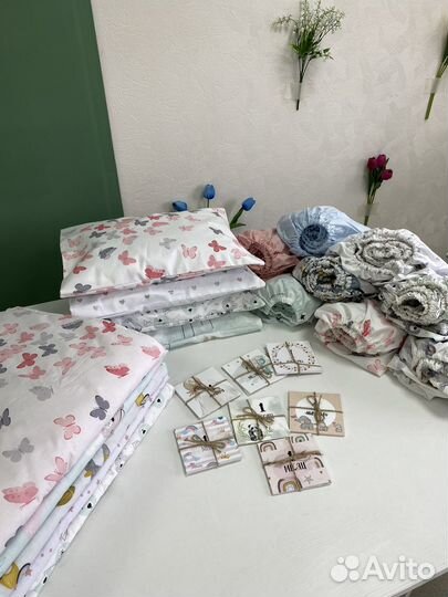 Комплект в кроватку для новорожденных