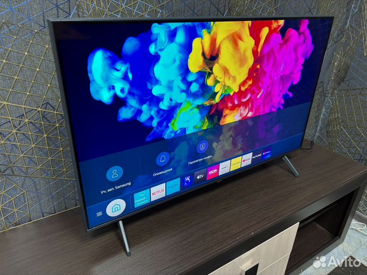 Метровый 4K SMART TV Samsung 109см, Wi-Fi