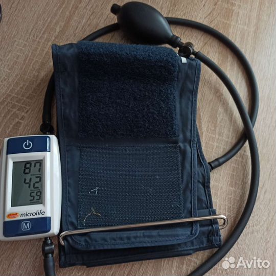 Полуавтоматический тонометр