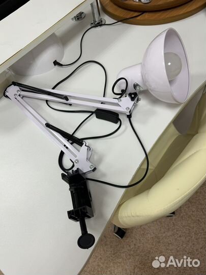 Лампа настольная