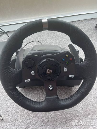 Logitech G920 Driving Force (руль и коробка, Xbox)