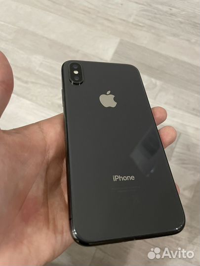 iPhone X, 64 ГБ
