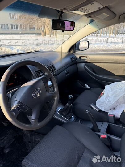 Toyota Avensis 1.8 МТ, 2008, 320 000 км