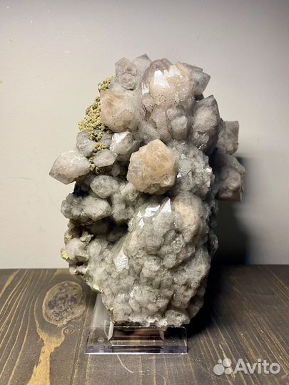 Кактусовый кварц друза