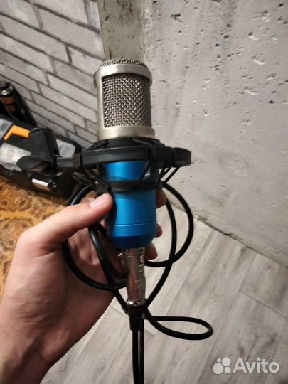 Конденсаторный микрофон Tronmax medril one + bm800