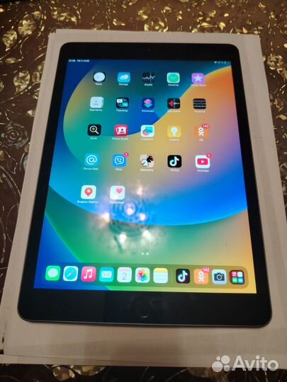Продамi I Pad 7 32 Гб в отличном состоянии с заряд