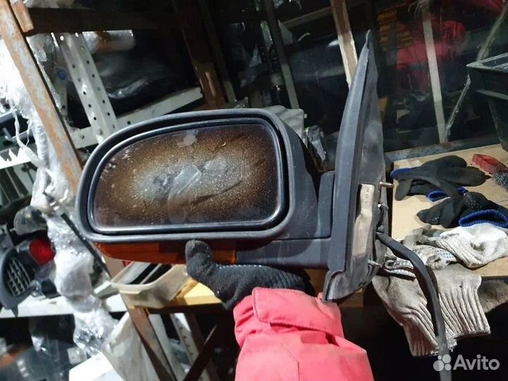 Зеркало левое Шевроле Трейлблейзер 1