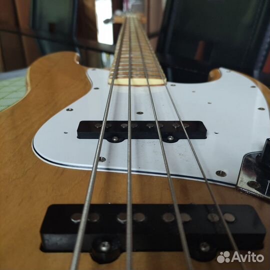 Бас-гитара Fender Jazz Bass ‘75 Vintage Reissue JB