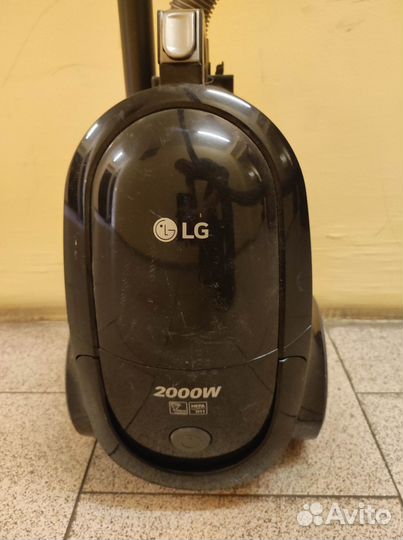 Пылесос LG VK76A02NTL