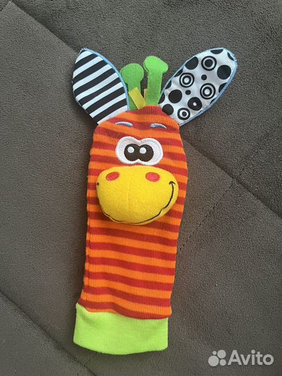 Браслеты и носки погремушки на ручки и ножки