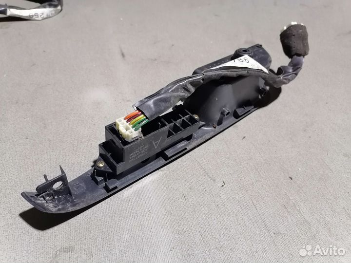 Mitsubishi Outlander 1 CU кнопка стеклоподъёмника