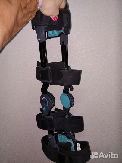 Коленный ортез