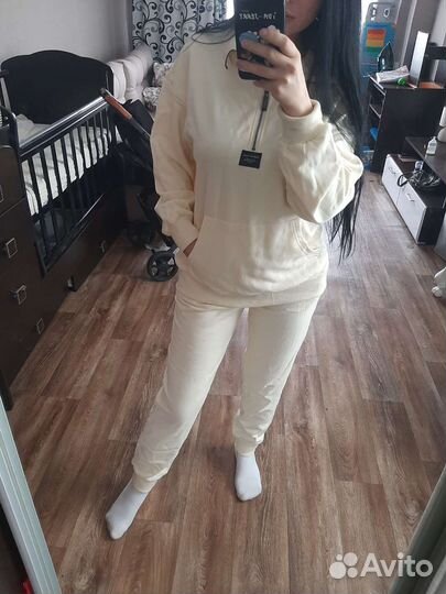 Спортивный костюм женский новый