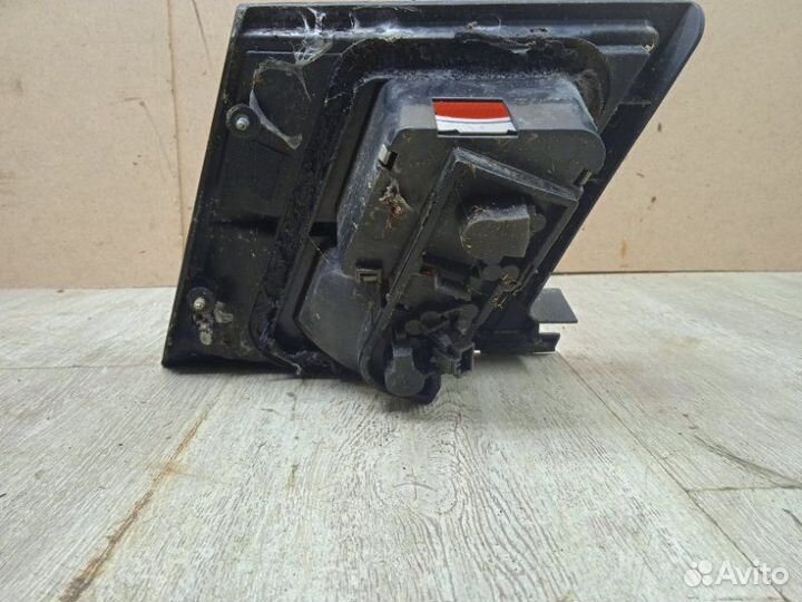 Фонарь задний левый Nissan Primera P11 1999