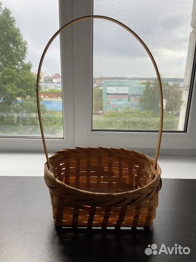 Корзина плетеная