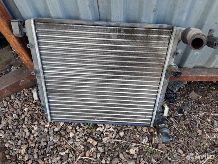 Радиатор основной Skoda Fabia I