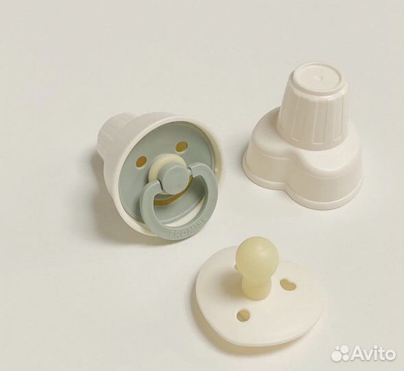 Соска-пустышка и футляр, комплект тренд 2023