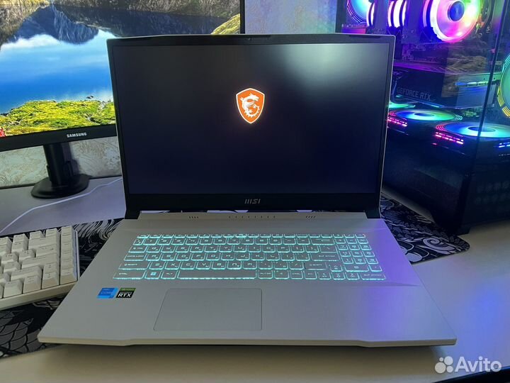 Игровой ноутбук MSI Sword 17