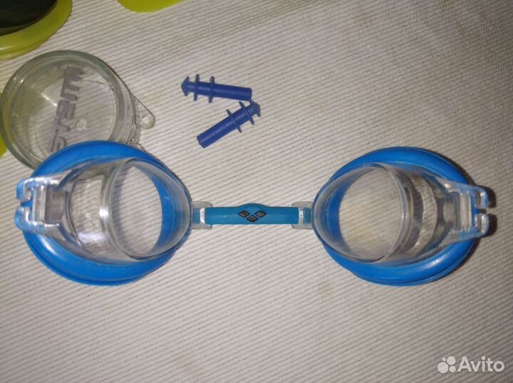 Очки для плавания