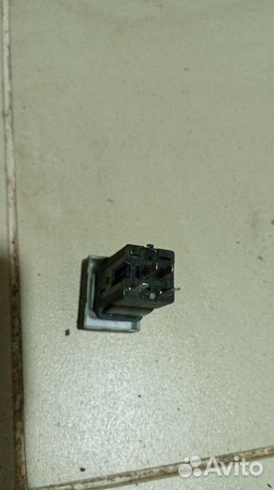 Кнопка обогрева заднего стекла LADA Priora