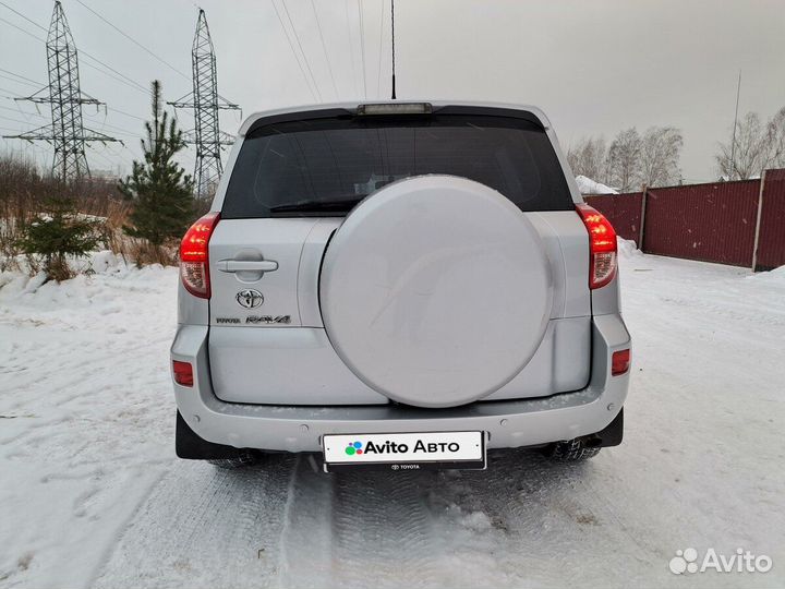 Toyota RAV4 2.0 AT, 2007, битый, 175 500 км