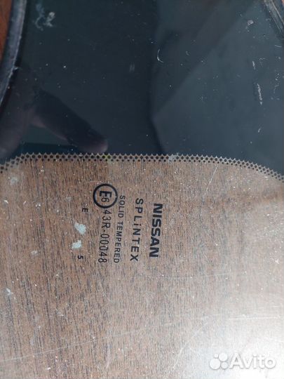 Форточка задняя правая Nissan Primera P12