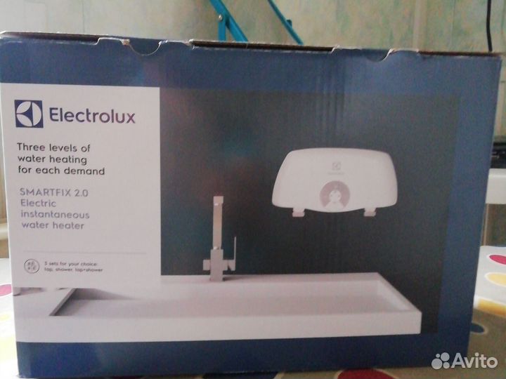 Электрический проточный водонагреватель