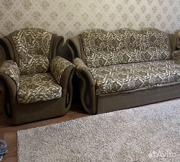 Диван и два кресла бу в хорошем состояние