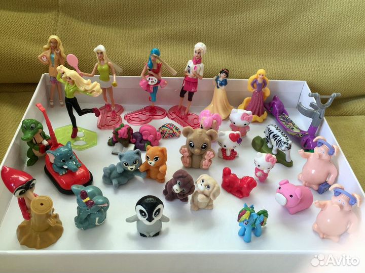 Киндеры Барби и др. фигурки