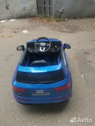 Детский электромобиль