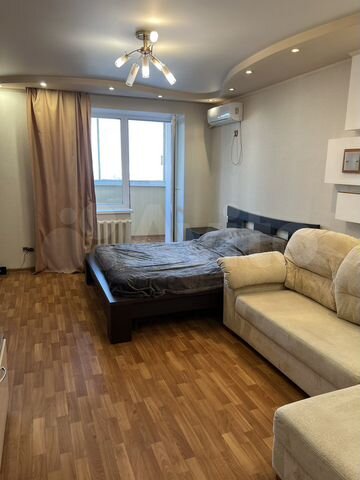 1-к. квартира, 42 м², 8/10 эт.