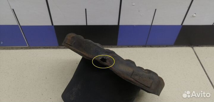 Проставка под заднюю пружину Avensis II 2003-2008