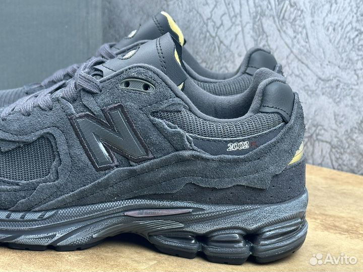 Кроссовки New Balance 2002R Protection Pack