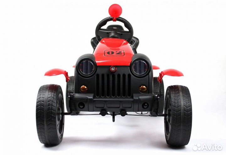 Веломобиль RiverToys C222CC