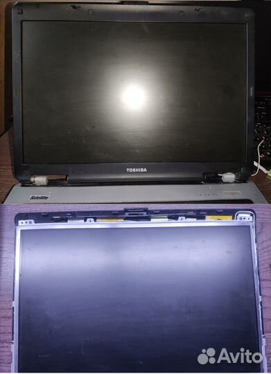 Ноутбук в разборе Toshiba Satellite L40-14H