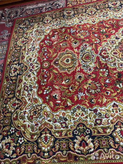 Ковер шерстяной