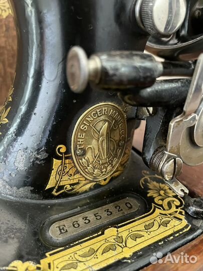 Швейная машина Singer
