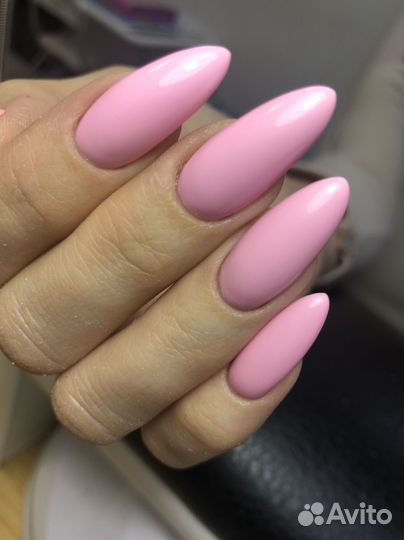 Маникюр и педикюр