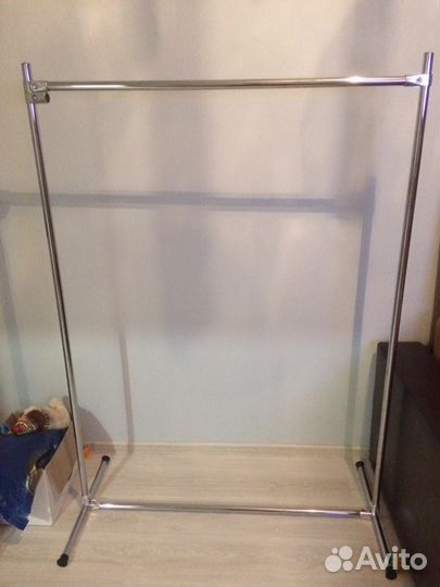 Вешалка напольная