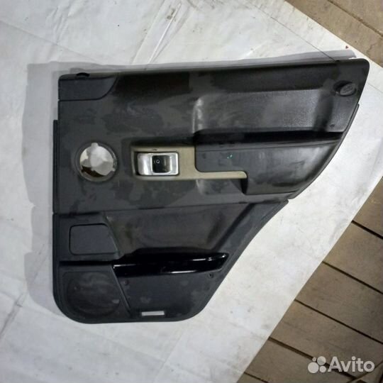 Обшивка двери задняя правая Land Rover Range Rover