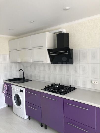 2-к. квартира, 57 м², 2/5 эт.