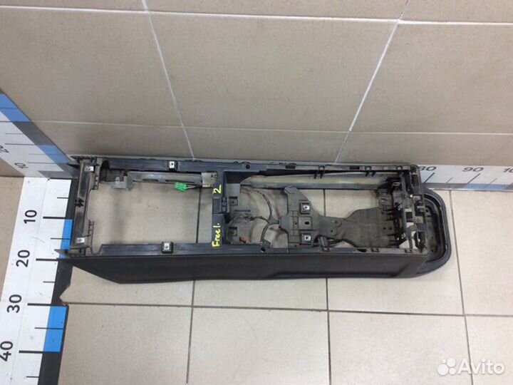 Консоль между сидений Land Rover Freelander 2